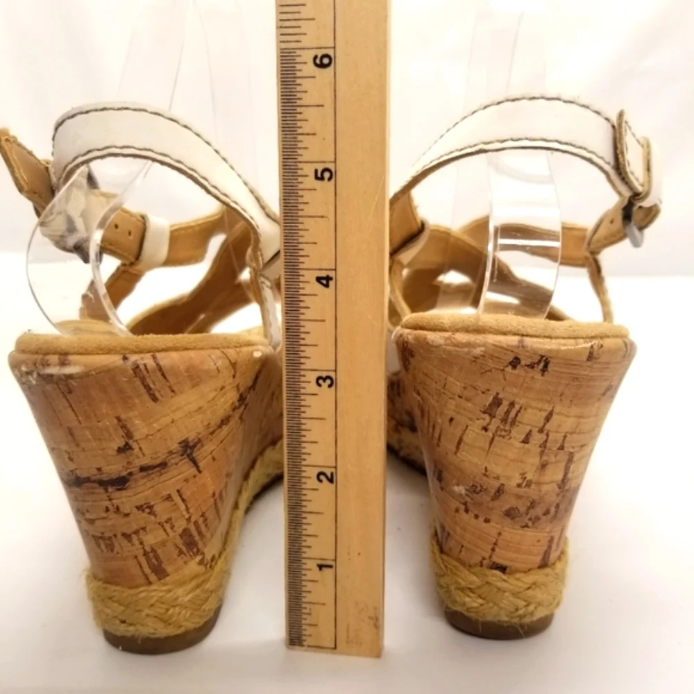 Naturalizer Norma Womans Size 8M White Leather Wedge Heel Sandal  Sling Back